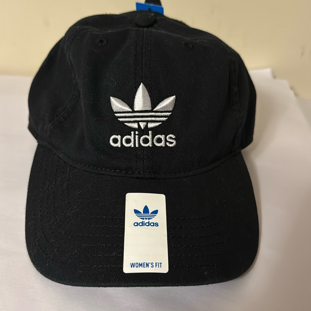 Adidas women’s originals relaxed strap back black hat, adjustable, new